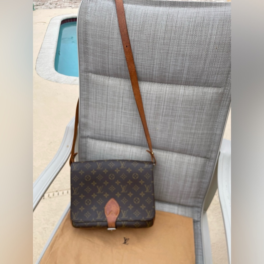 Louis Vuitton Vintage Cartouchiere GM